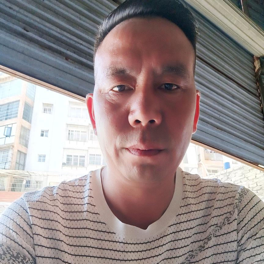 杨军