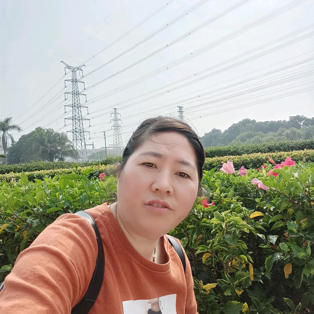 育婴师，钟小端