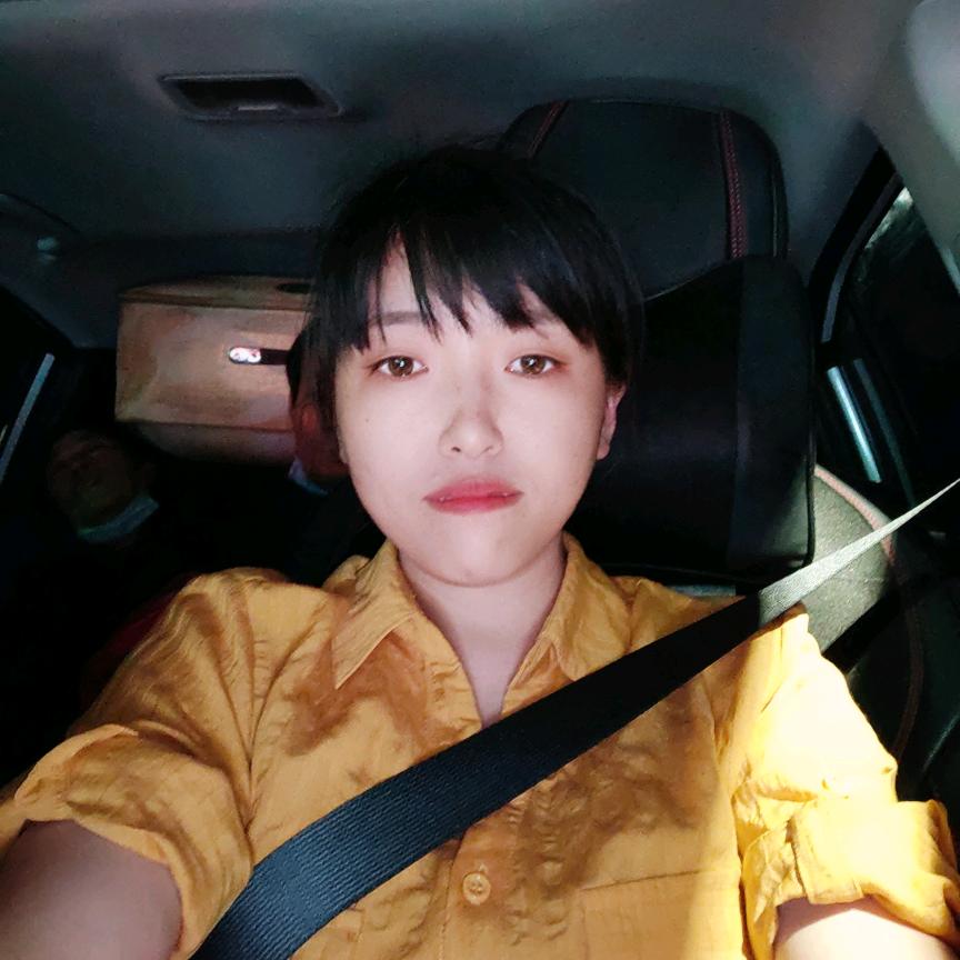 @张玉