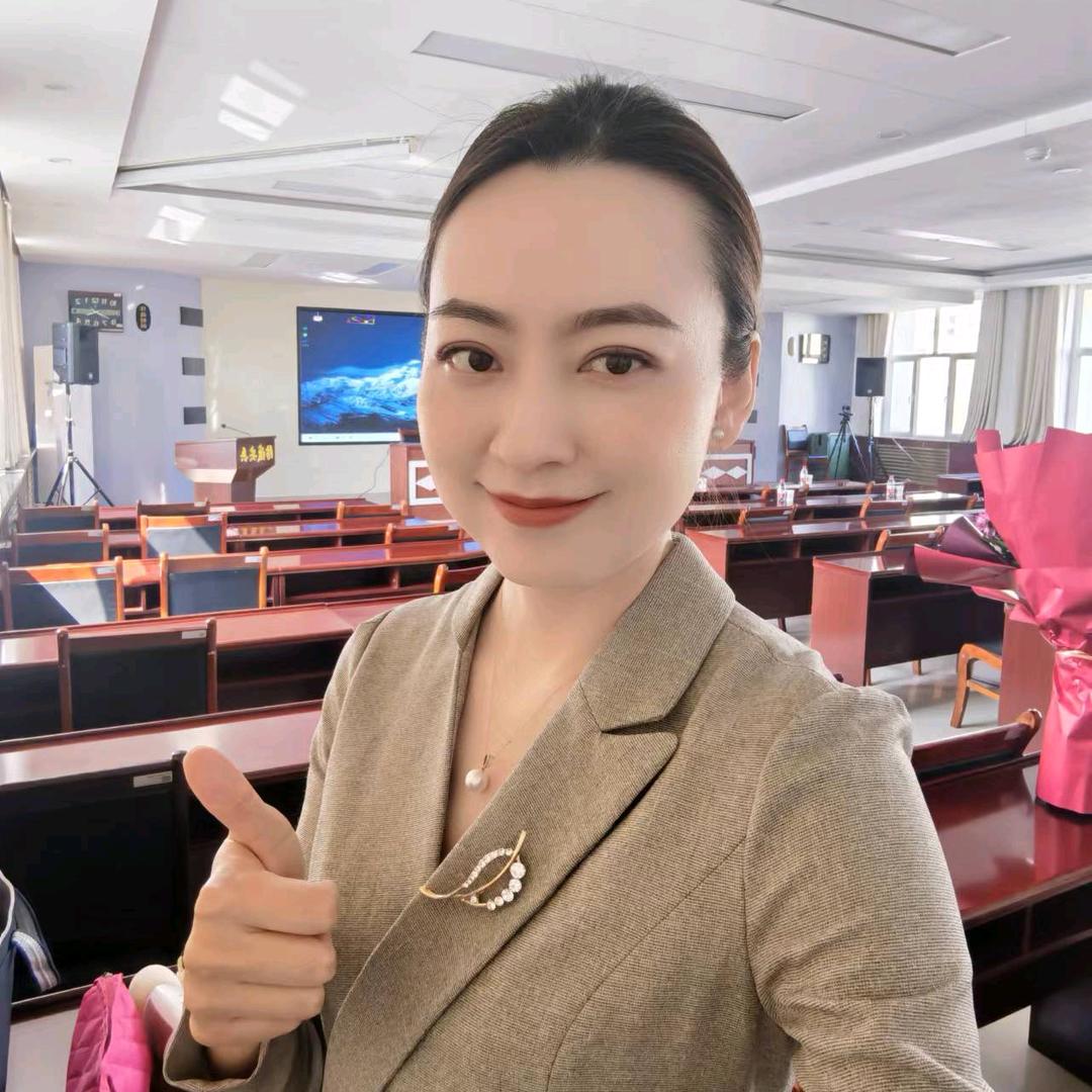 白冰冰@