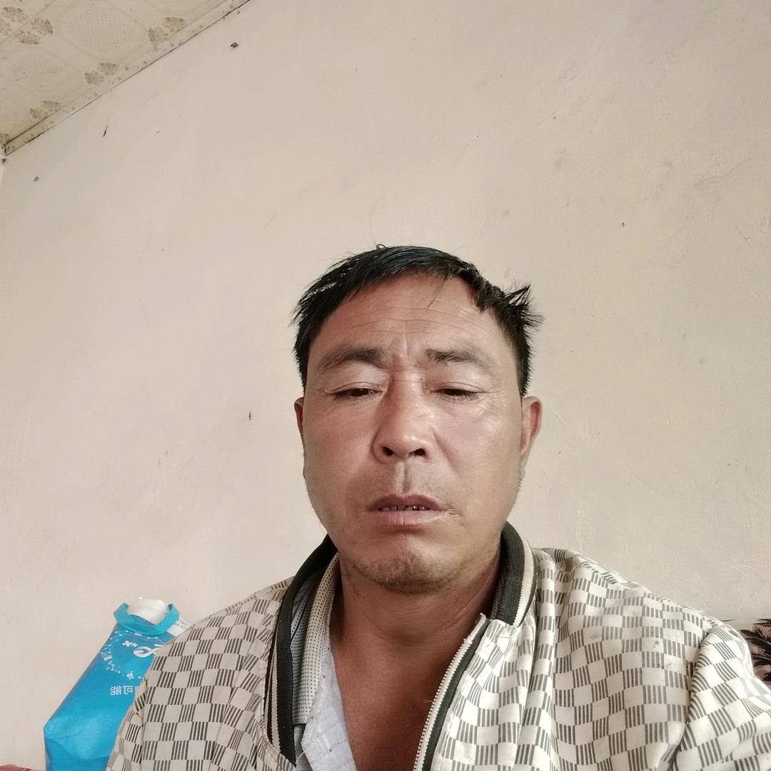 是单身哪个美女看上的？加我的联系吧