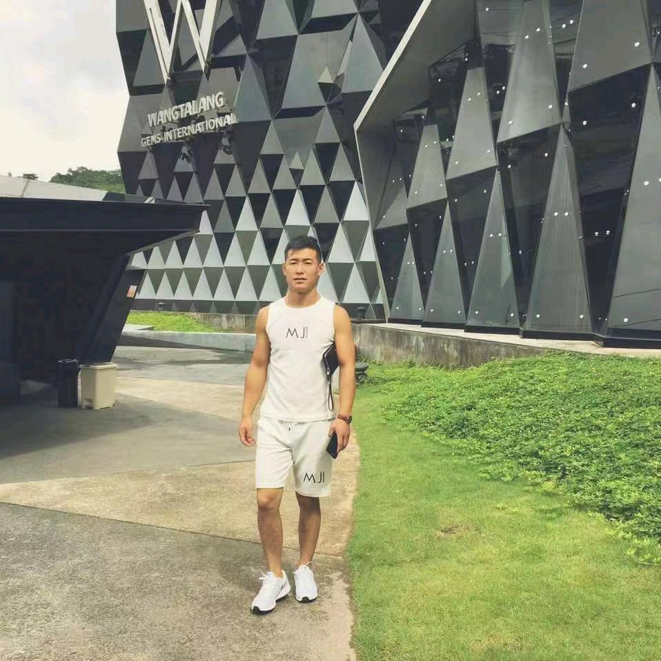 张先生🧑‍🏫