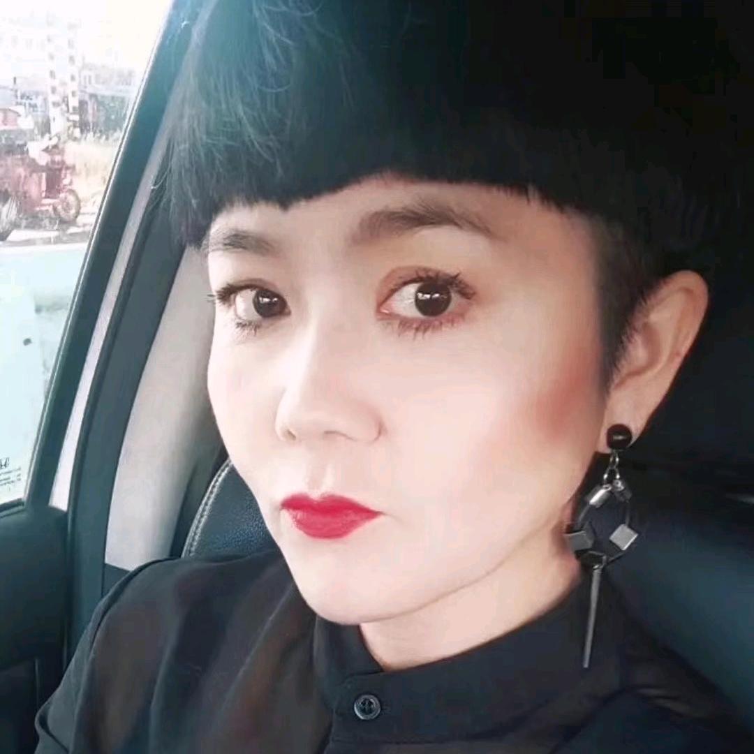 拽姐(回族）