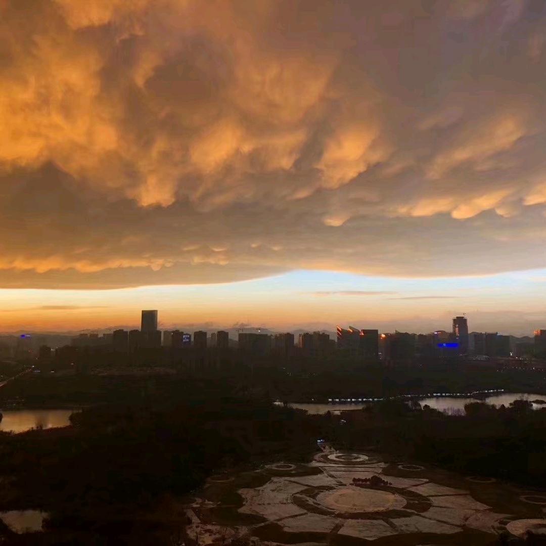 茅台镇😏😏😏😜😜