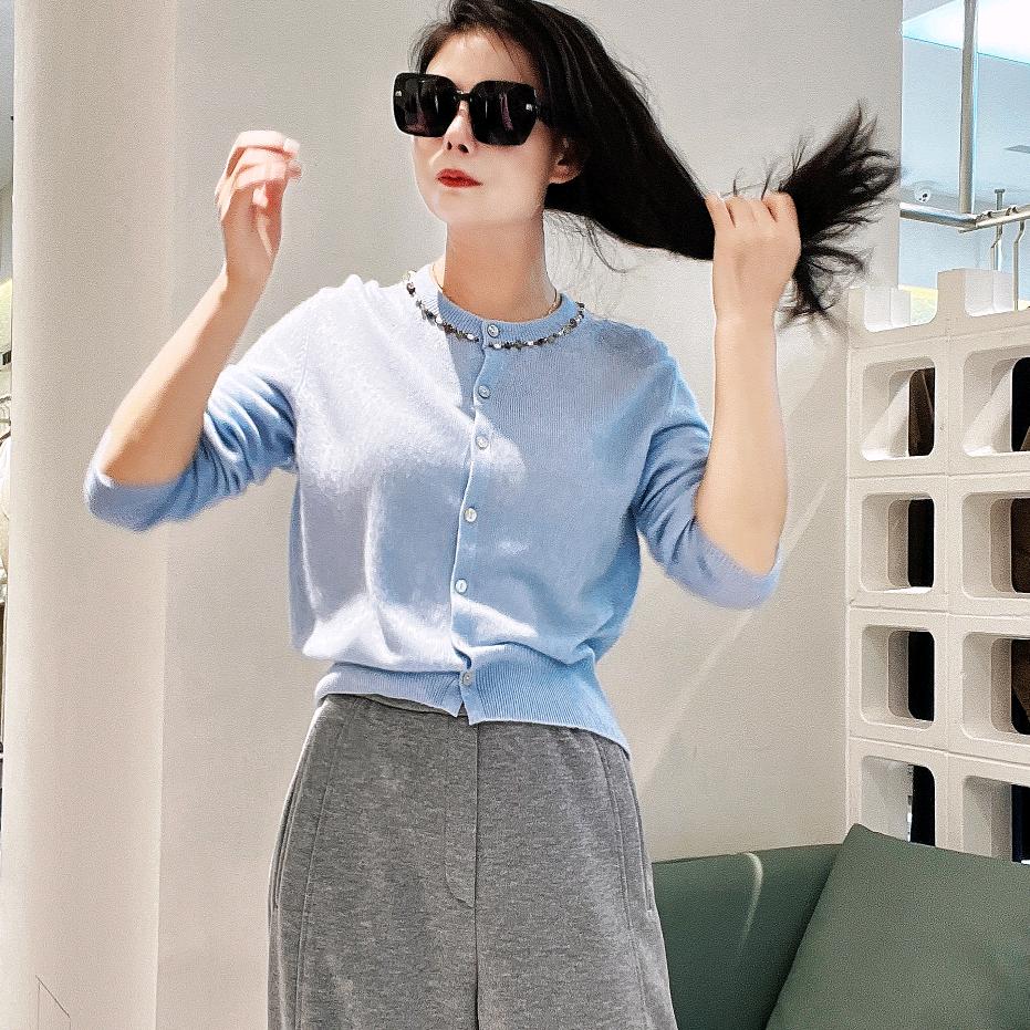 猫咪女人傲丝度小妮