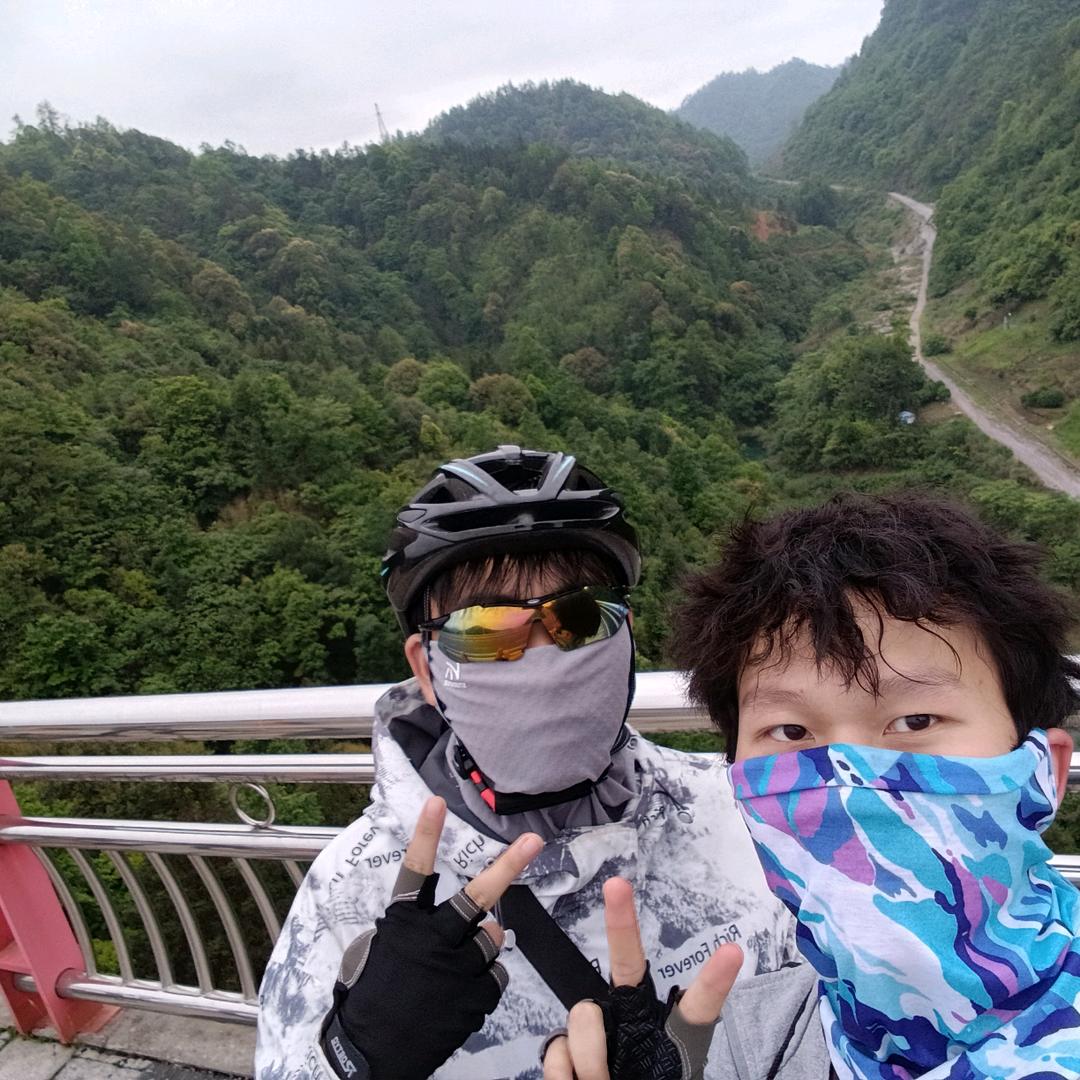 有钱必买小米su7