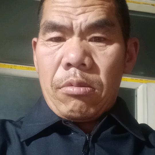 韩氏军哥一杯茶