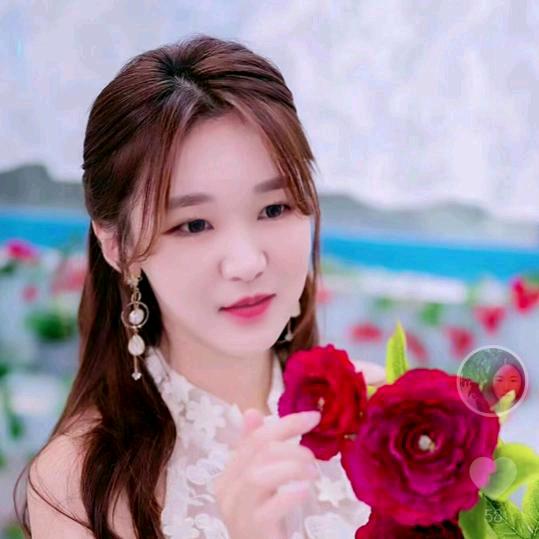 一心如意🌹🌹👄💄🍎🍎🍎🍎