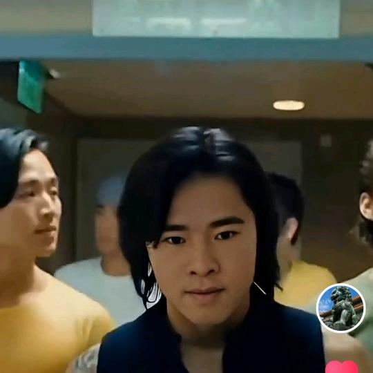 凡人