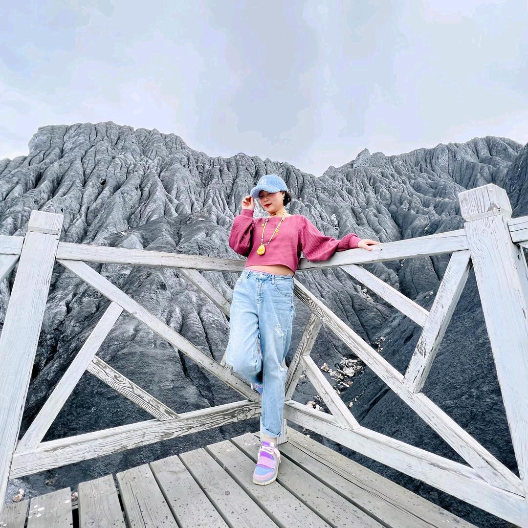 六月的尛妞er⁰⁴⁵¹