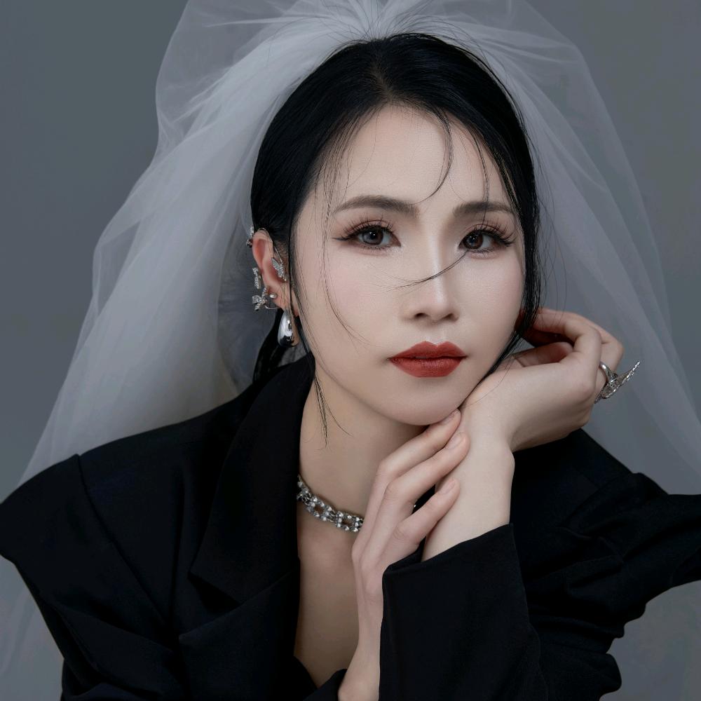 婷婷儿在利川卖房