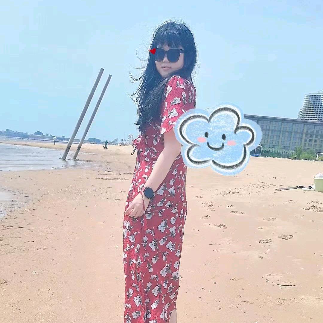 咔咔一顿吃🍗🍔🥩🥬🦐🍟🍦