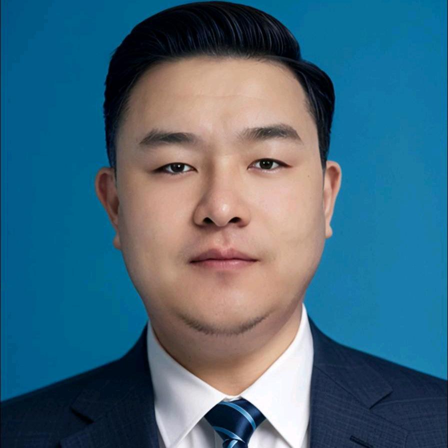 专主，旅游包车，承接各种长短途包车服务。