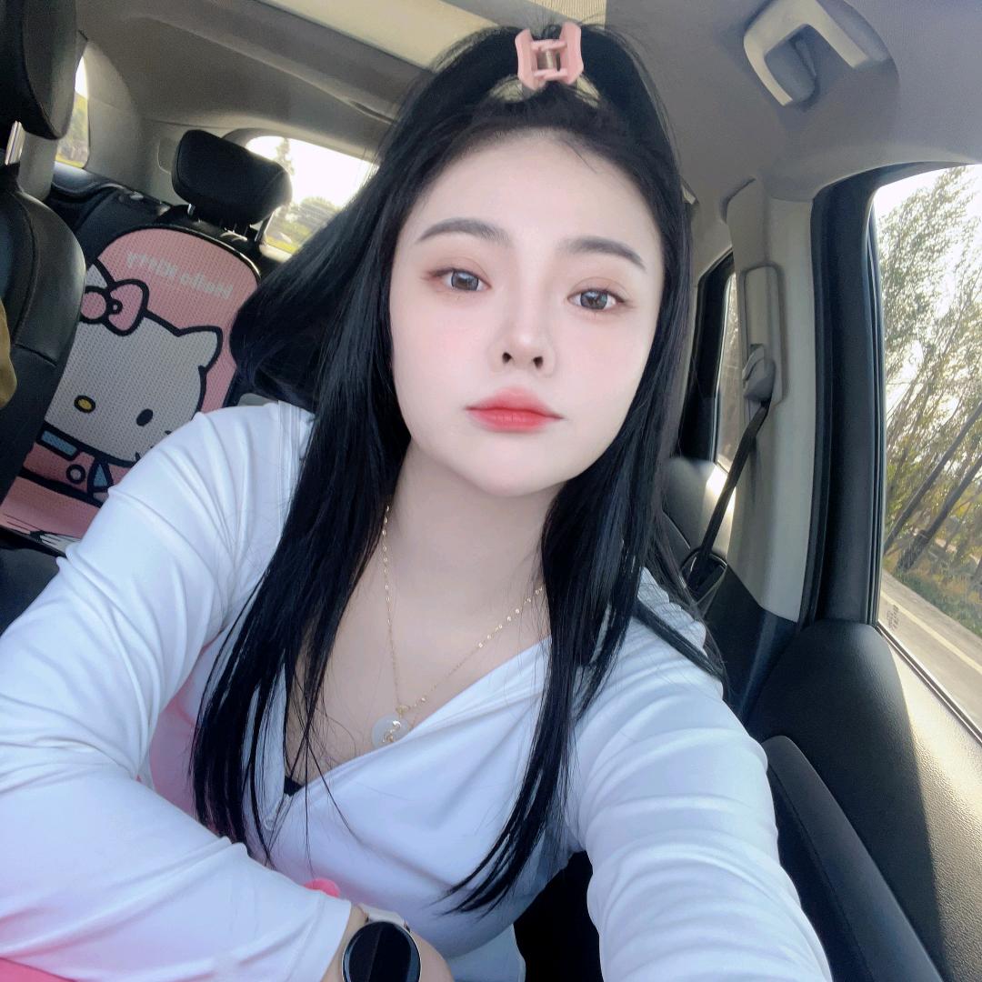 @璇.