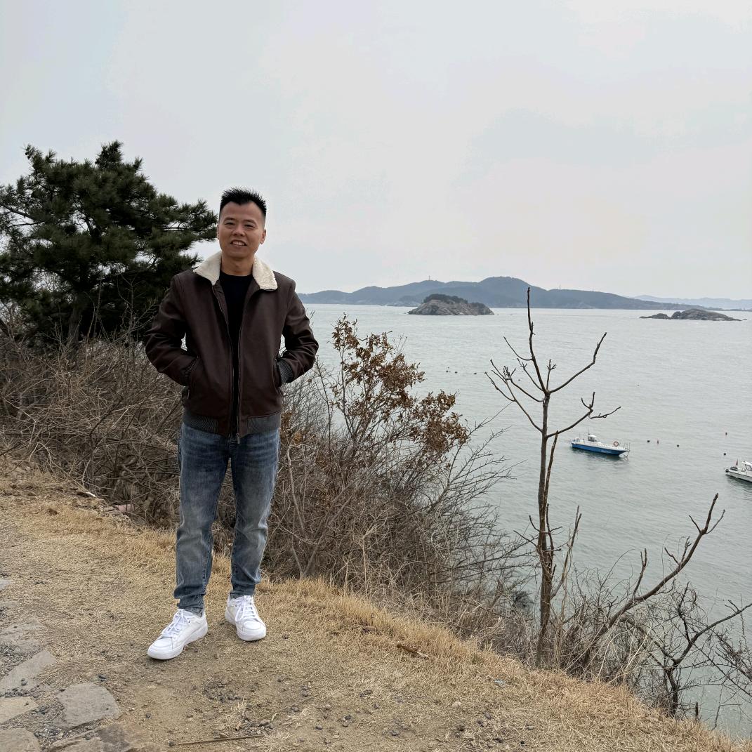 楚*豪