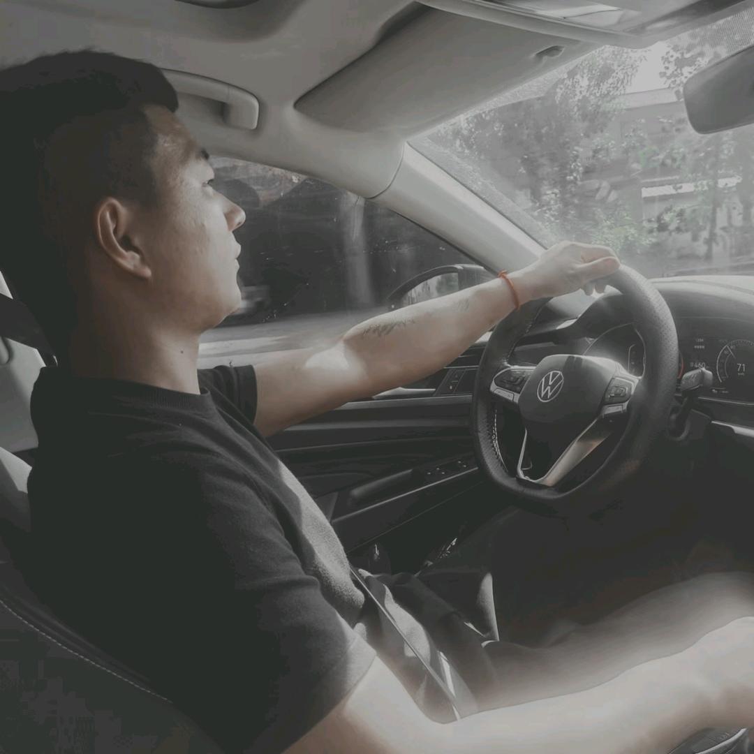 三十而立º