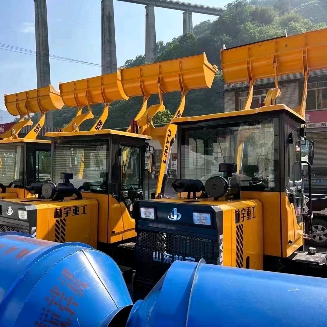 四川装载机，爬山虎 搅拌机直销