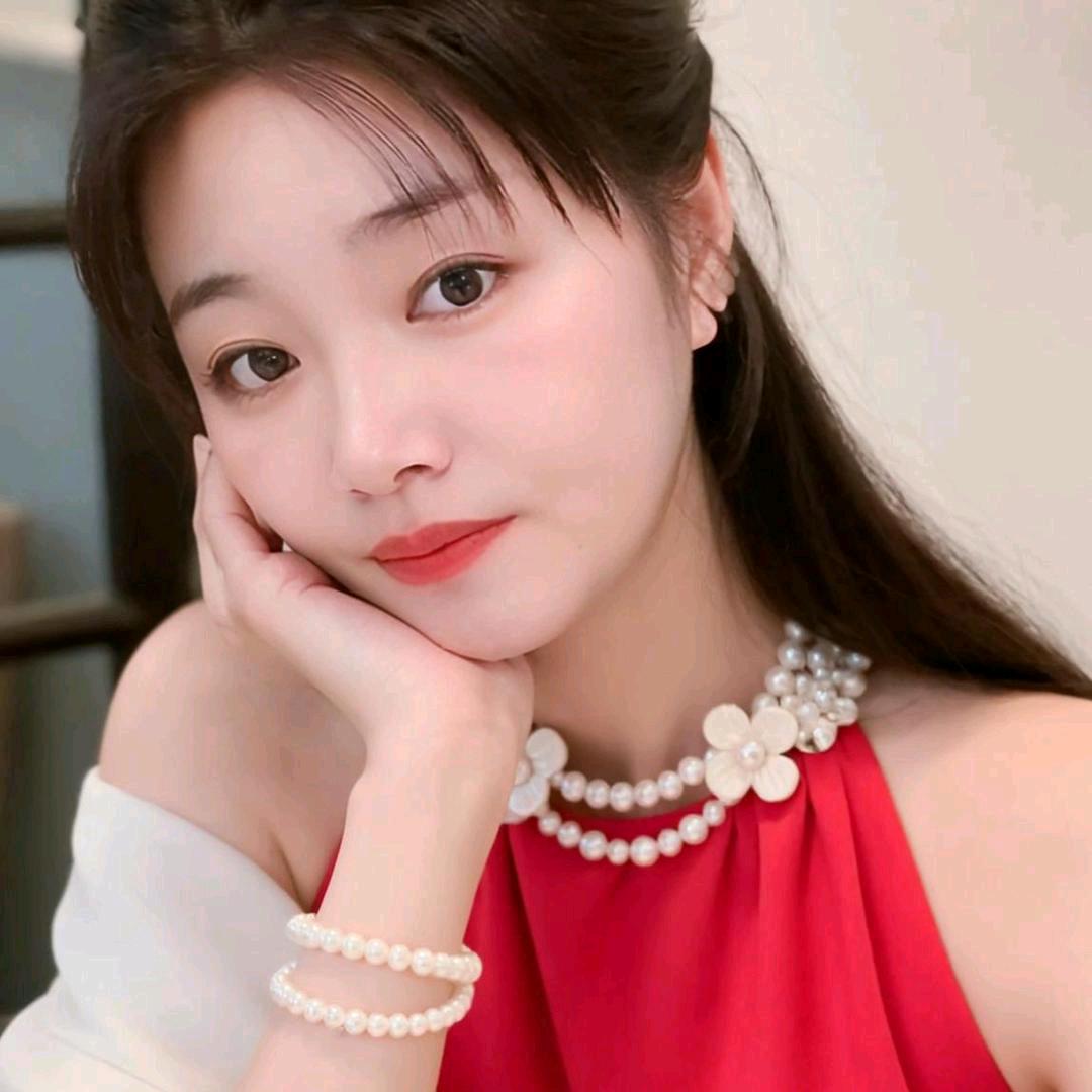 春色满艳