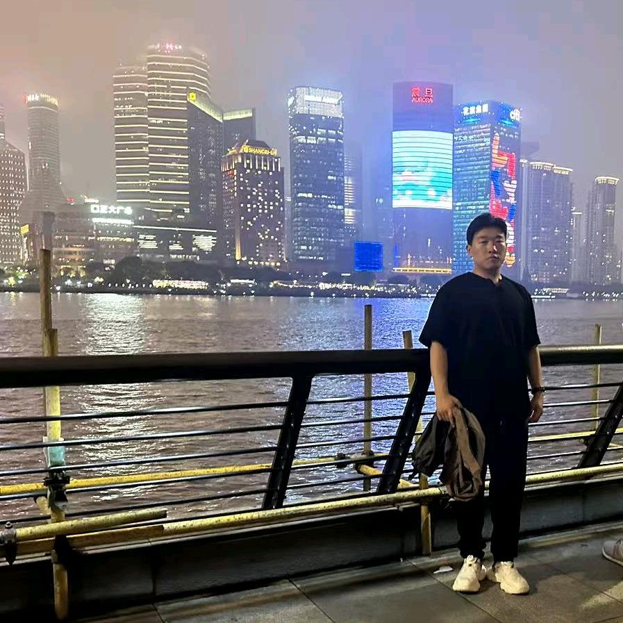 光伏工商业支架配件天津辉泰