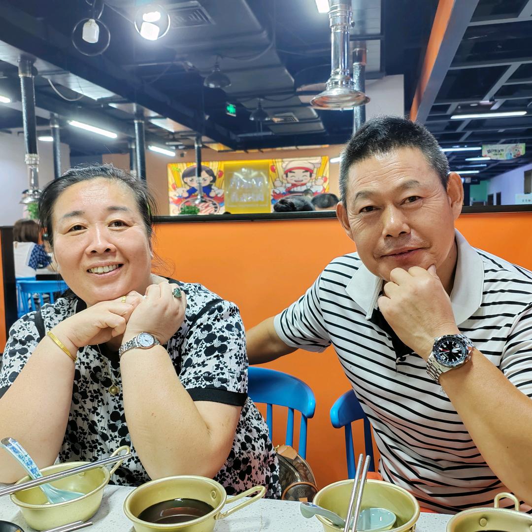 普哥实木家具批发