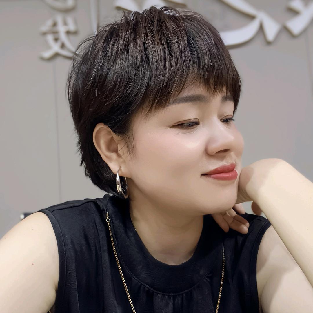 歙县皇玛康之家银辉百货二楼（丽姐）