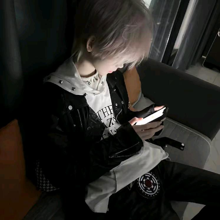 小羽zzzzzz