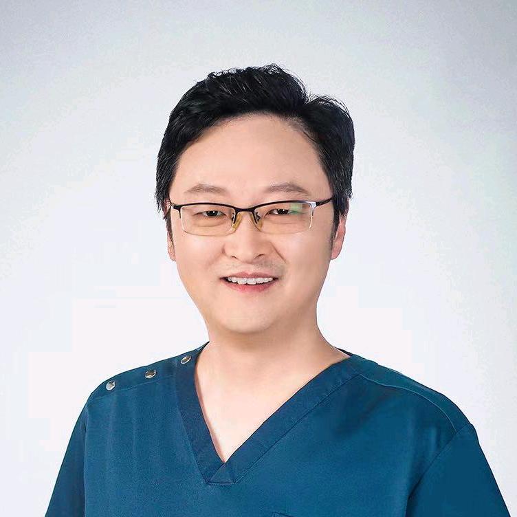 肿瘤微创介入治疗中心崔峥主任