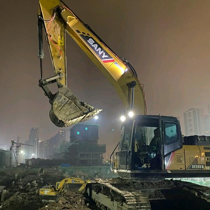 广东挖机驾驶员