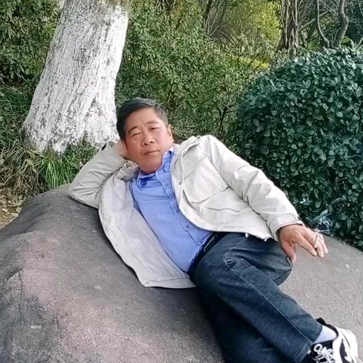 花花世界✔张