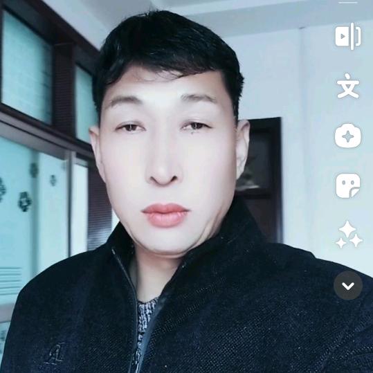 何建光