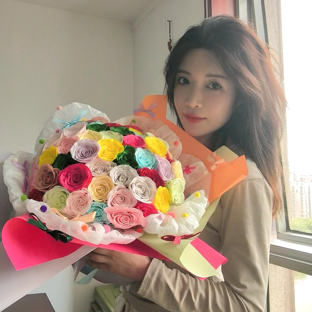 💅深白色💄👛&#