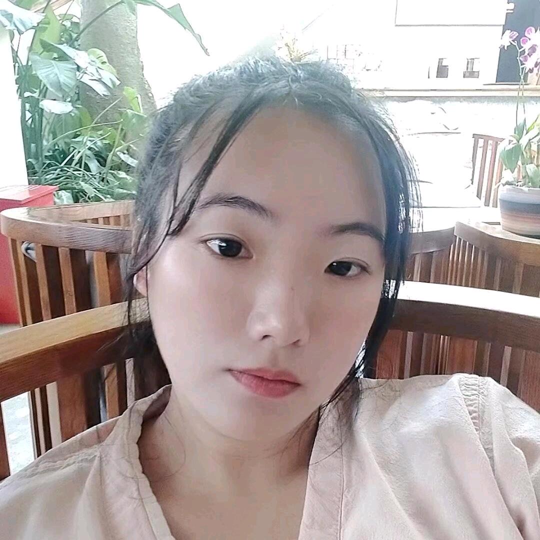 咏盈服装坊（小白云）