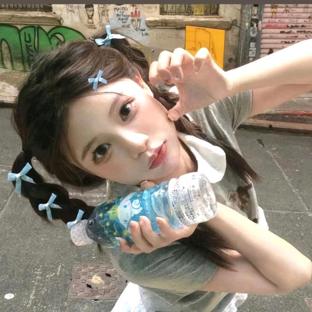 好像八点半