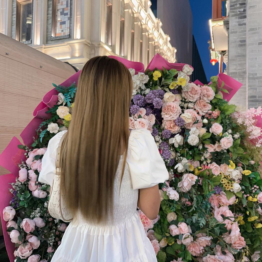 丽丽很乖巧(化妆师.小丽)