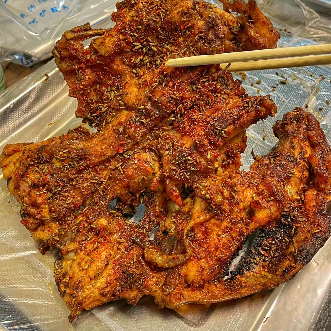 南洪街沈阳铁板鸡架
