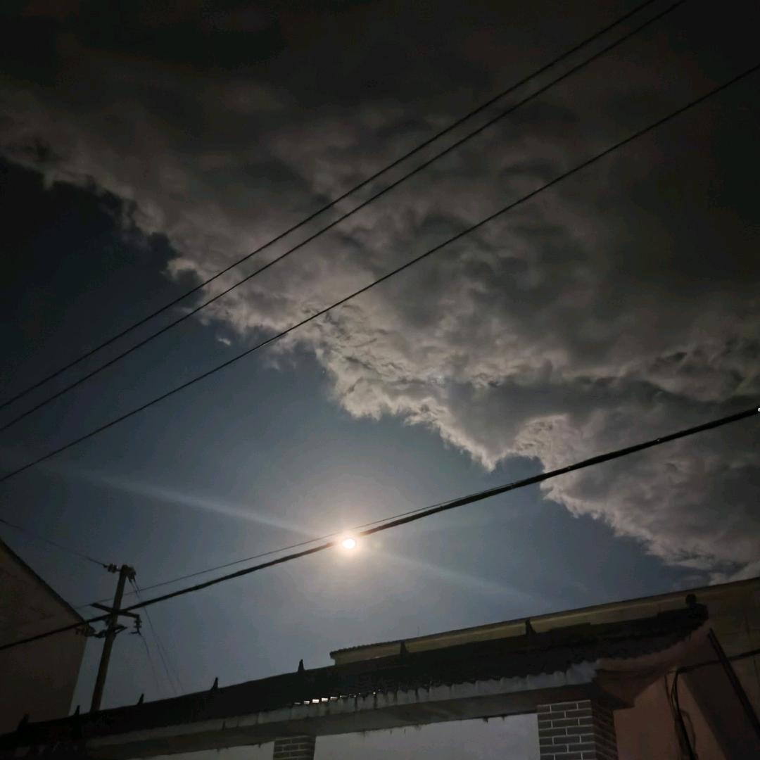 生吃葡萄干（三角洲跑刀）