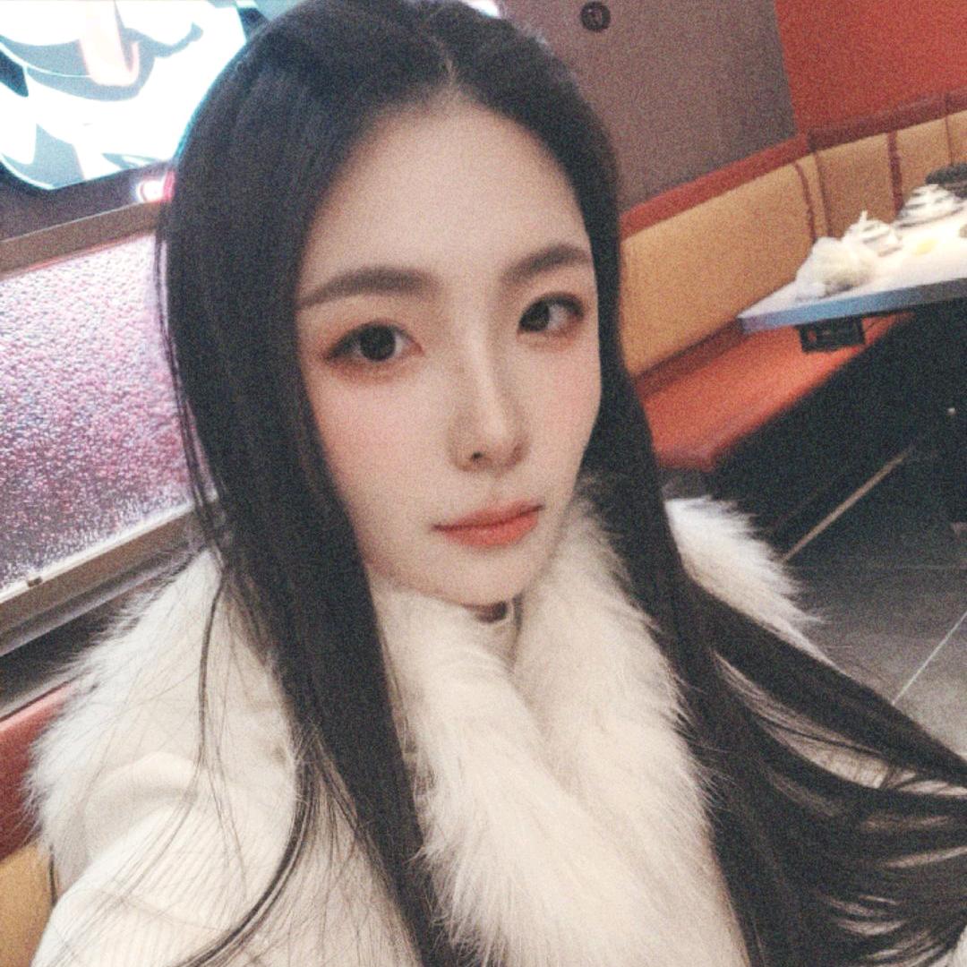 不 二🌸