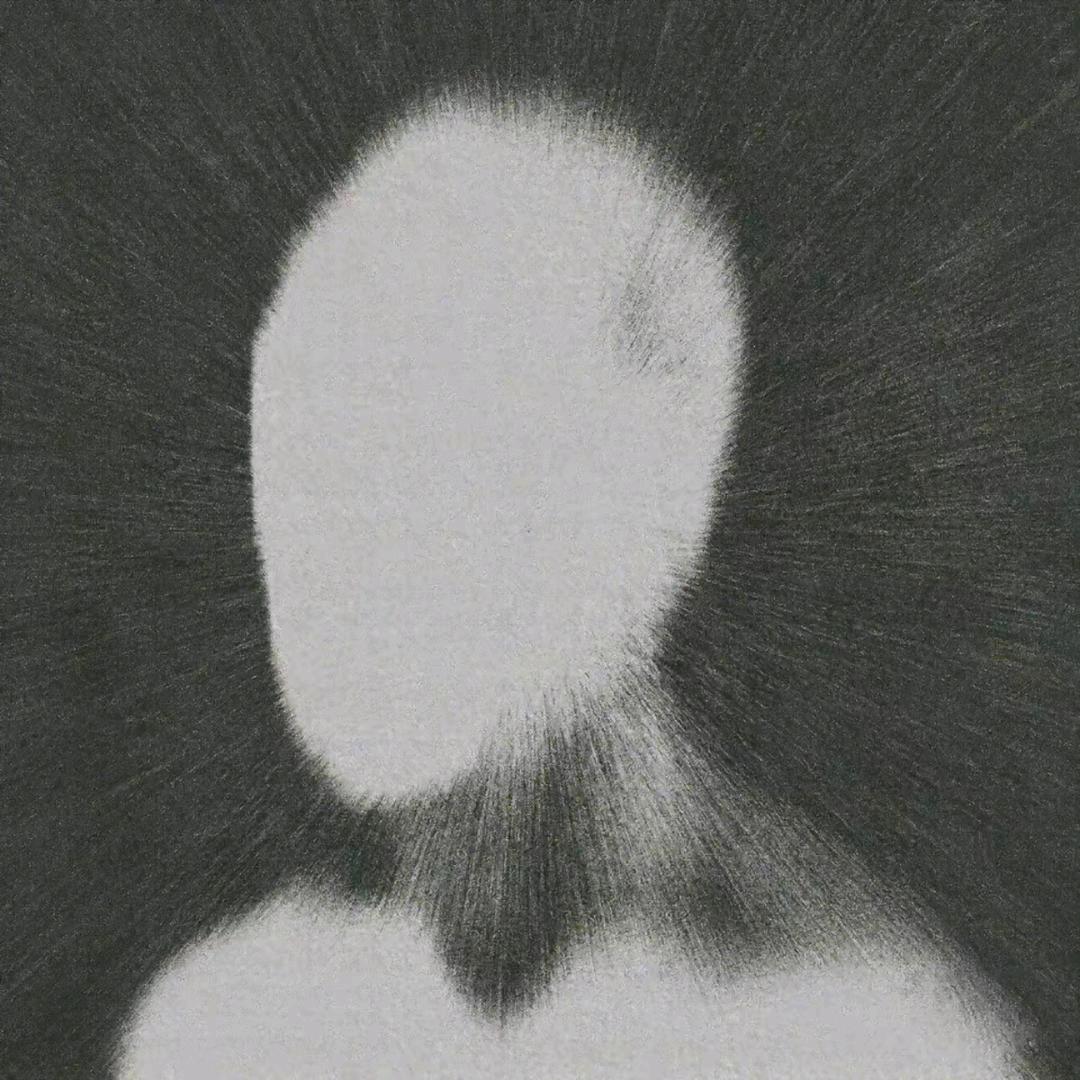 虍.
