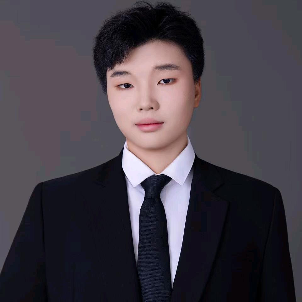 佳佳，
