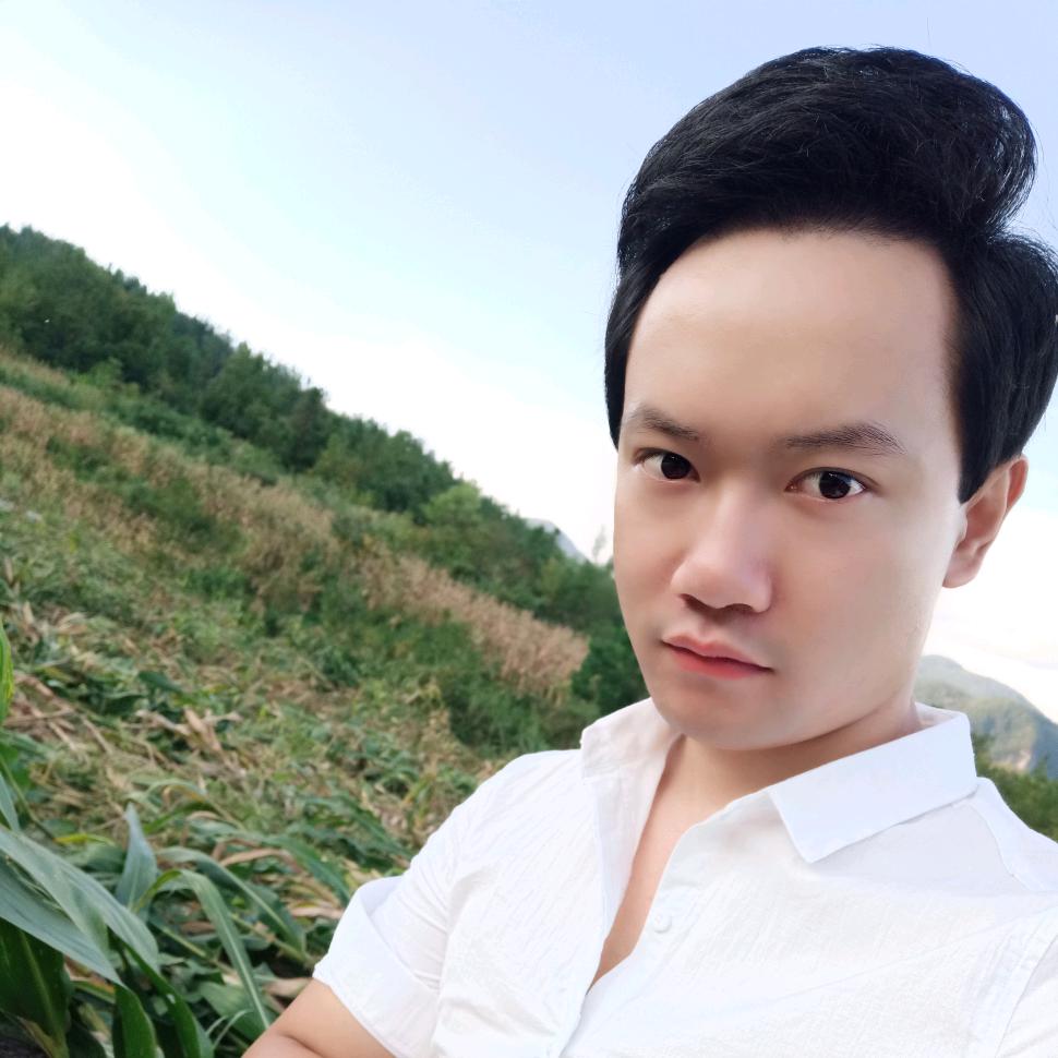 摄影师  贺小瑞