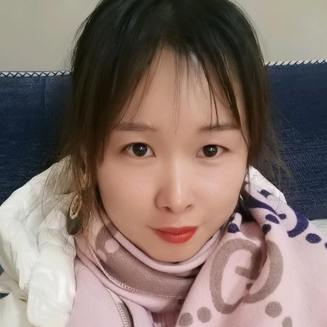 偷了月亮的小猫咪