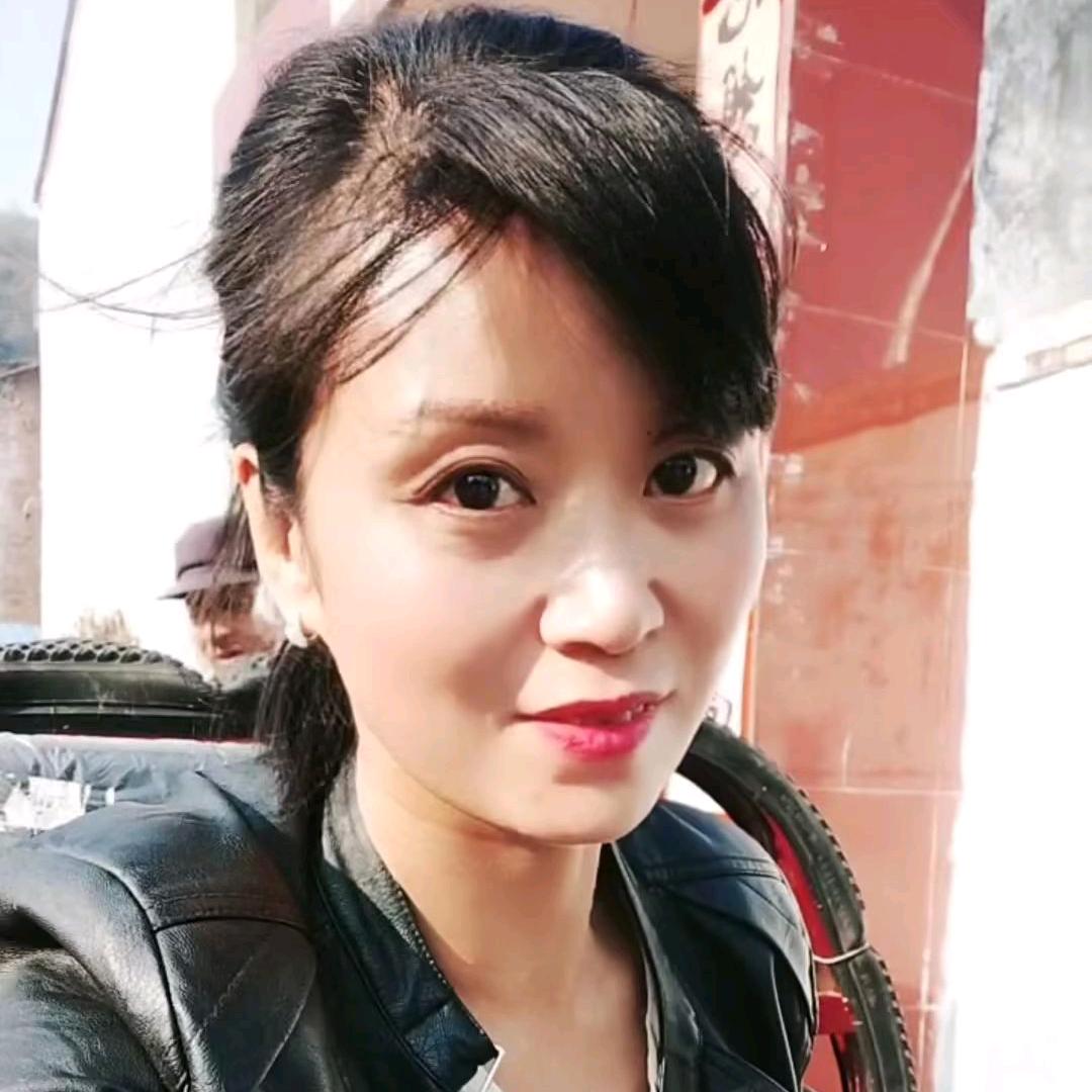 李   丽