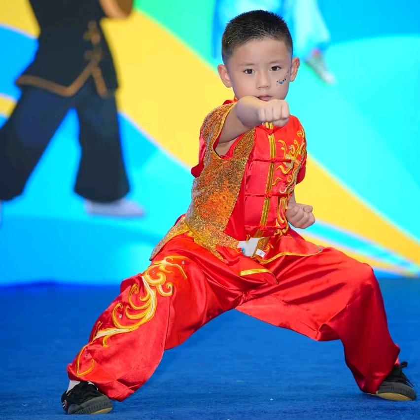 奔向蓝天