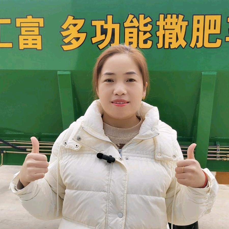 汇富机械撒粪车撒肥车撒粪机生产厂家