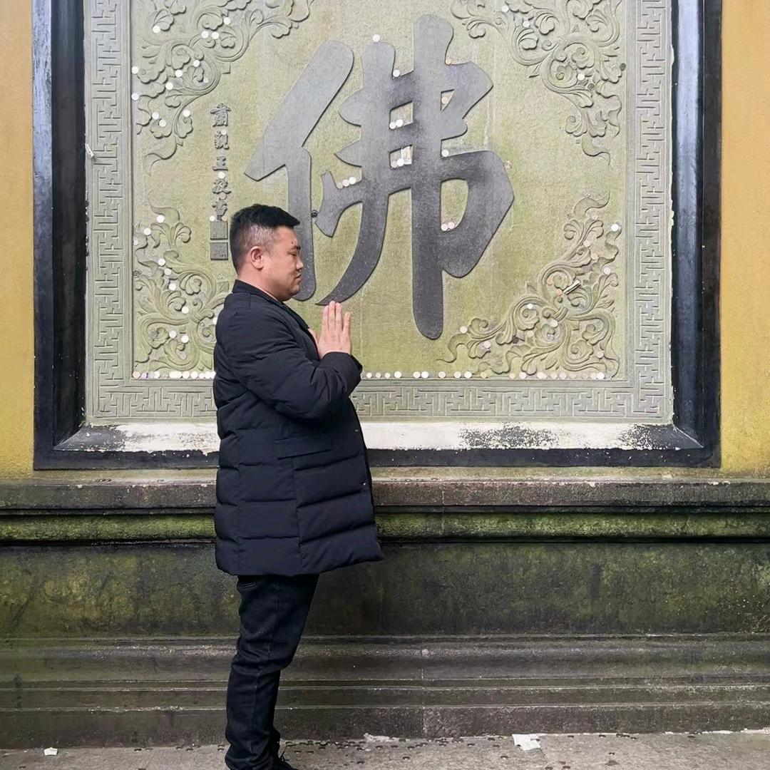 王忆衡