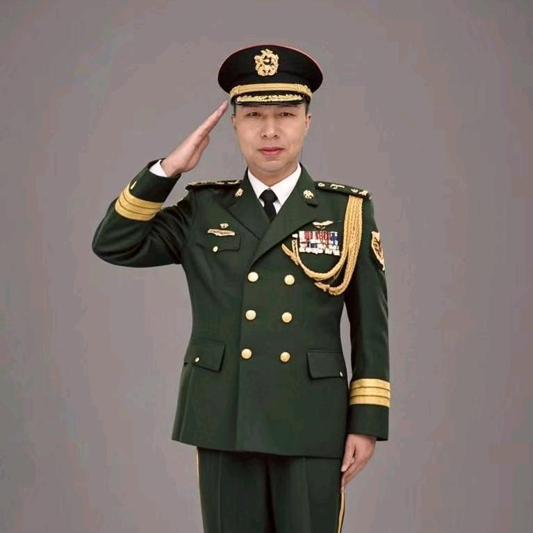 李明