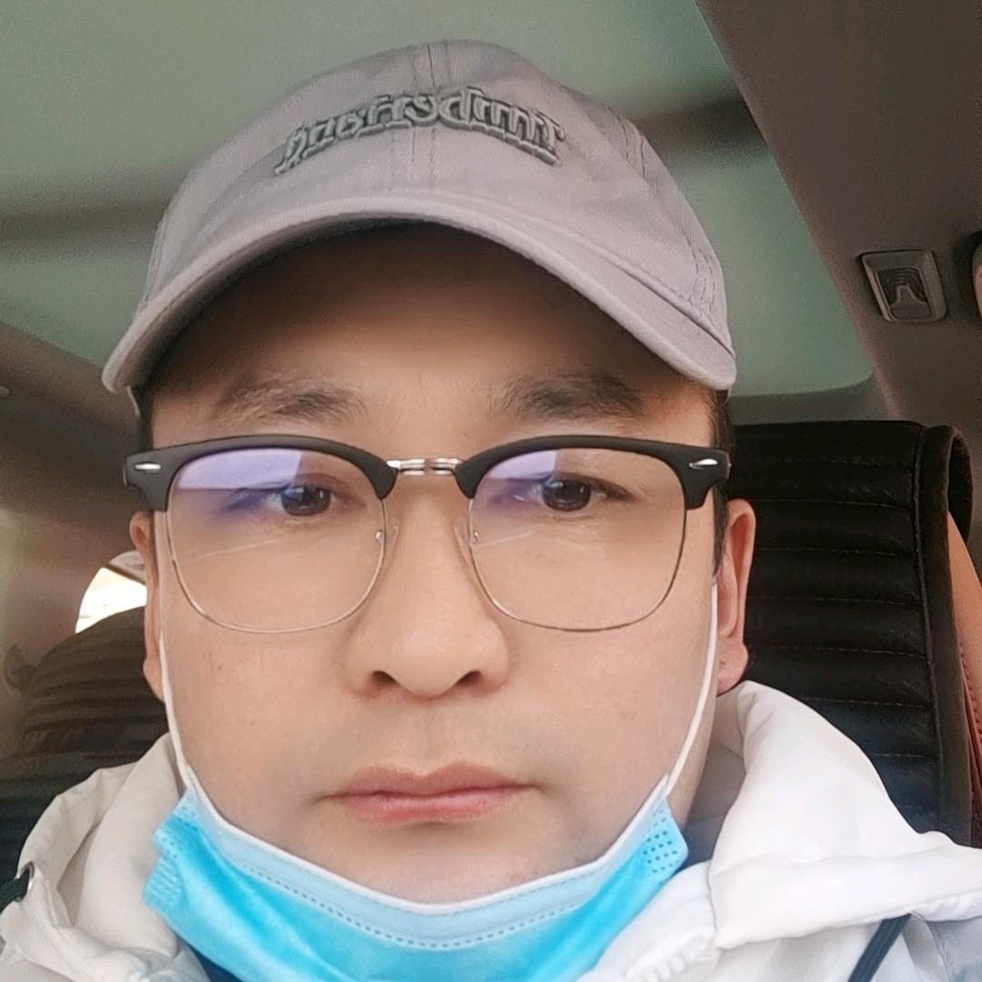 巴亚斯