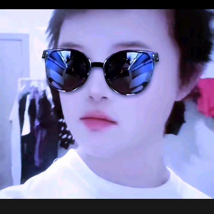 纠结＼（〇_ｏ）／