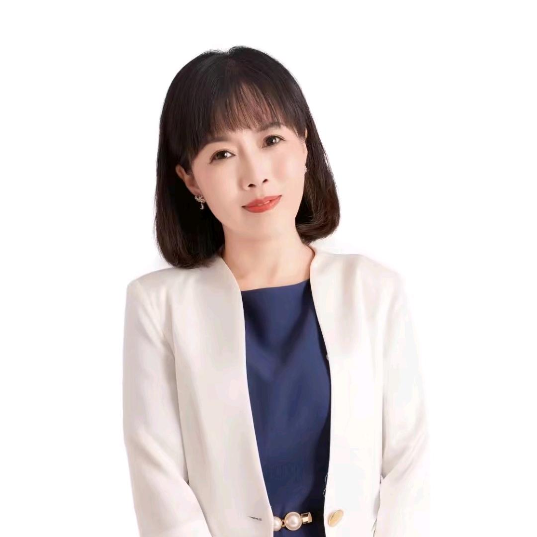 教声乐的敏敏老师和她的孩子们