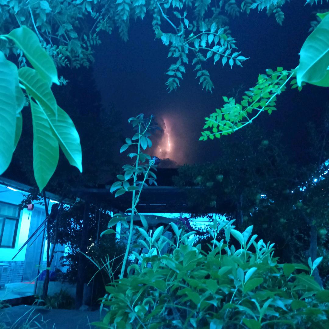 贫僧法号不借色（封票中）